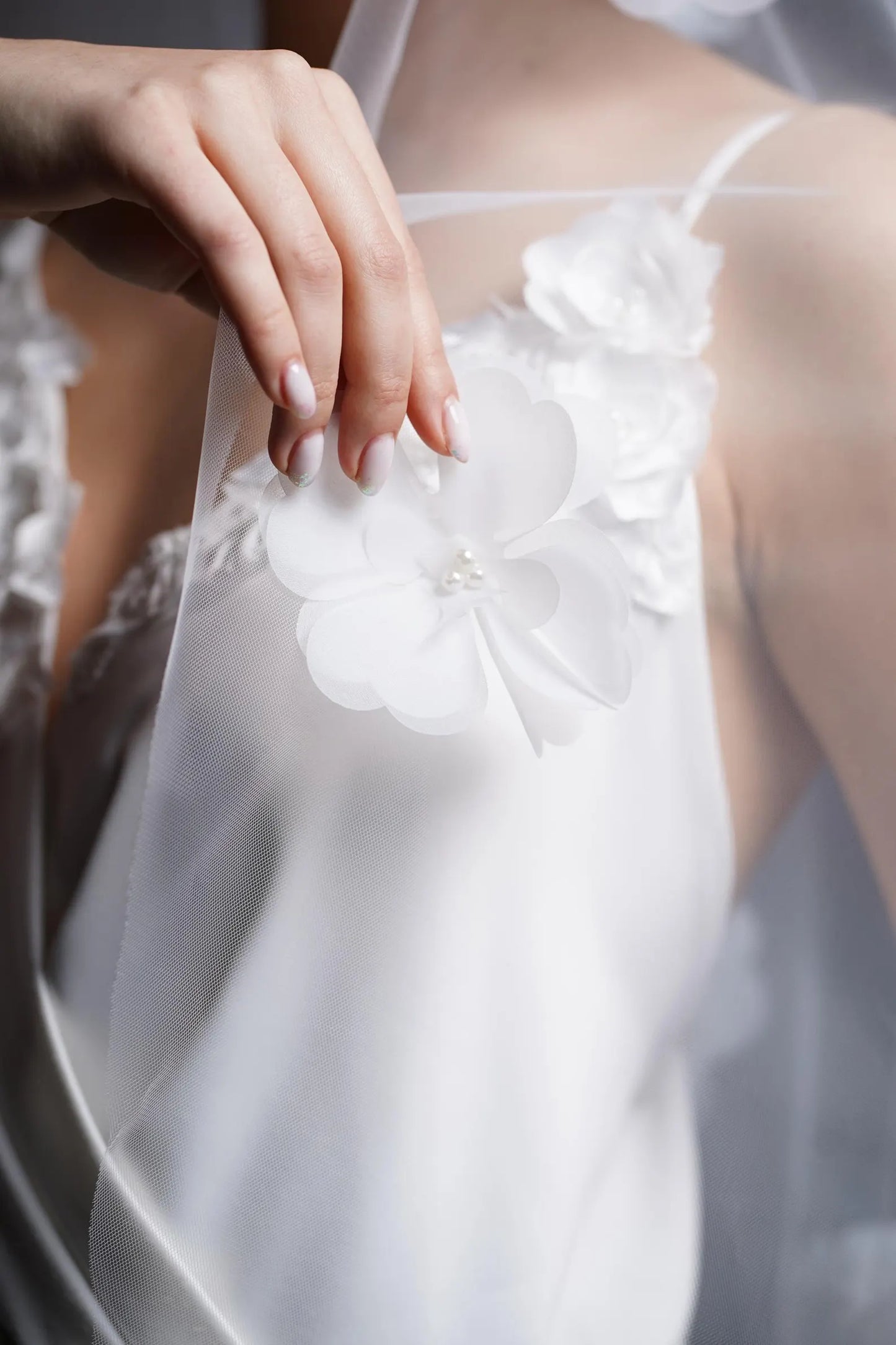 Cathedral Oval Bridal Veil with 3D Flowers