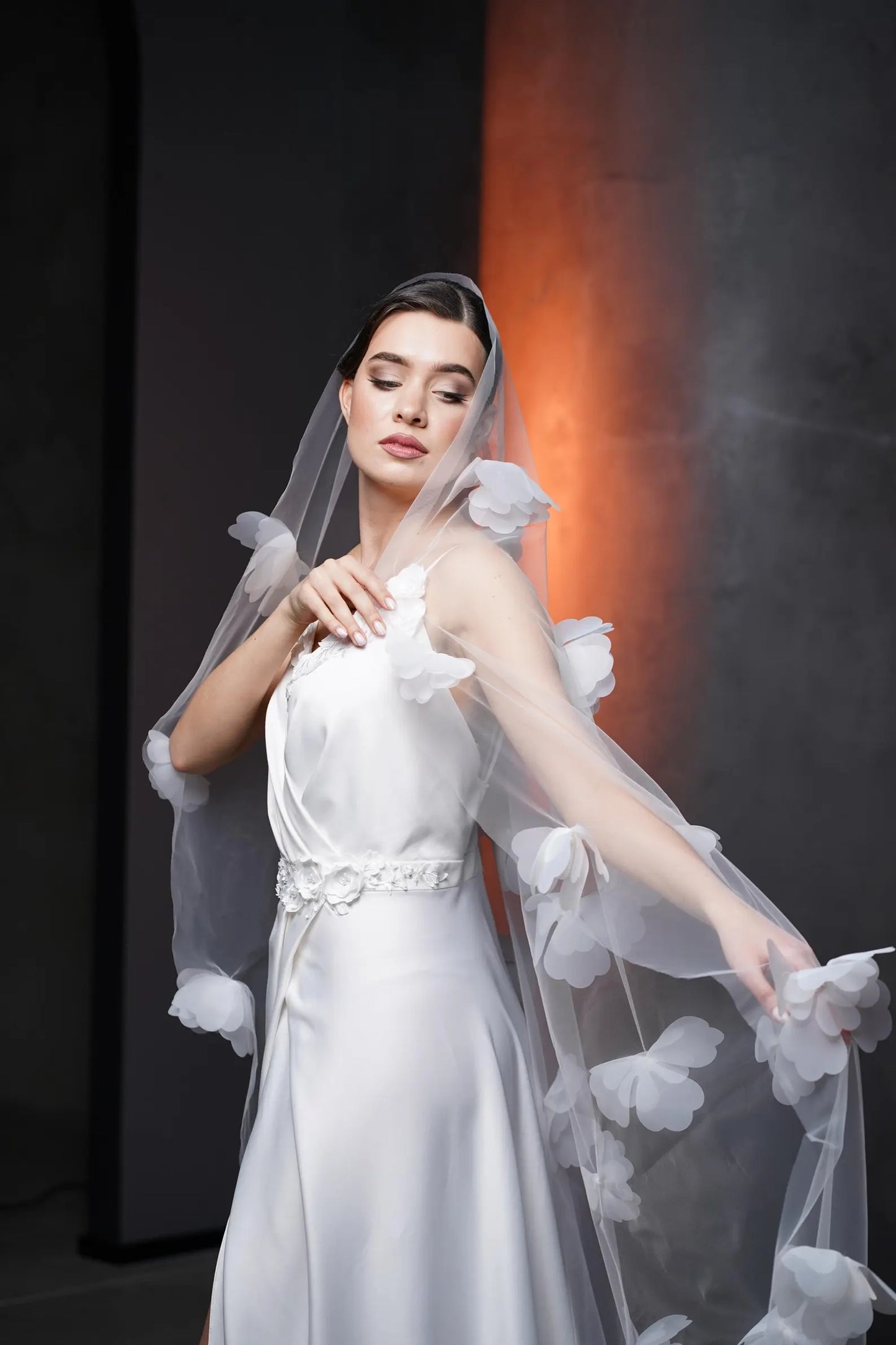 Cathedral Oval Bridal Veil with 3D Flowers