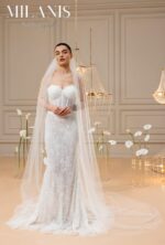 Model 549 (cape and veil included)